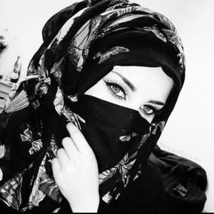 Meet your Posher, Noor